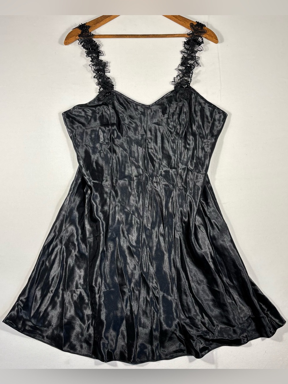 Vintage California Miss Women’s Large Black Satin Nightgown with Floral Straps